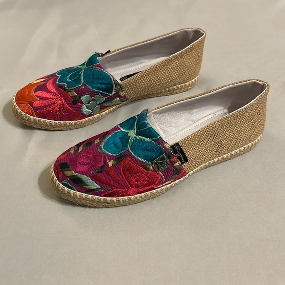 Shoes - Angelozano Embroidered Mexican Shoes